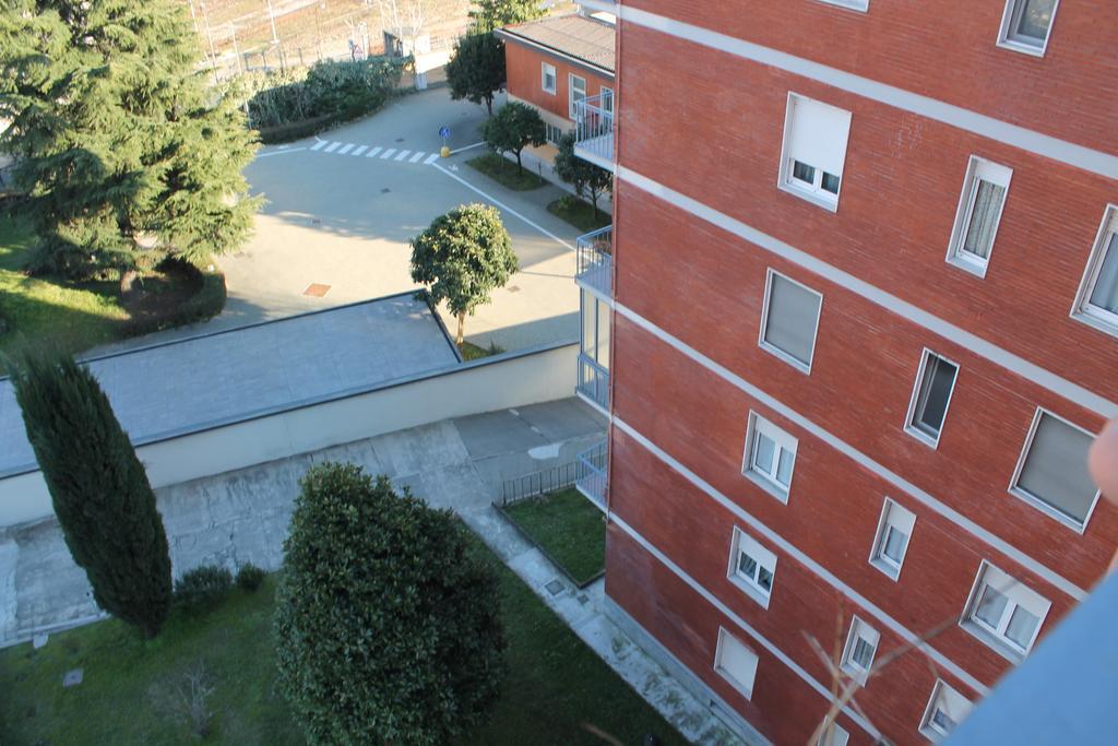 Milan House Hotel Kamer foto
