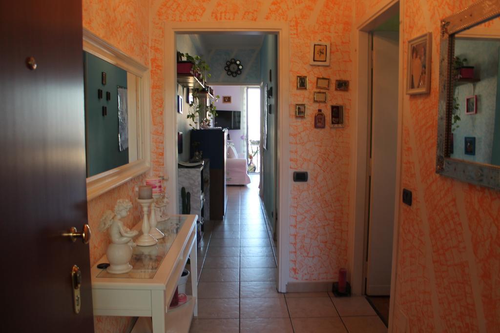 Milan House Hotel Kamer foto